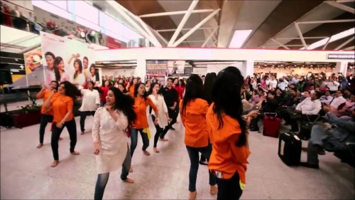 SpiceJet Surprising Its Passengers With FlashMob At Delhi Airport