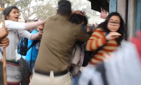 Watch Video: Delhi Police Beats Up Girls In Front Of RSS Office