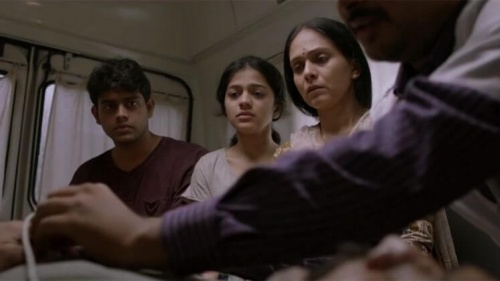 An Ambulance Gets Stuck In Traffic. Be that as it may, This Powerful Video By Ola Has A Surprise Ending!